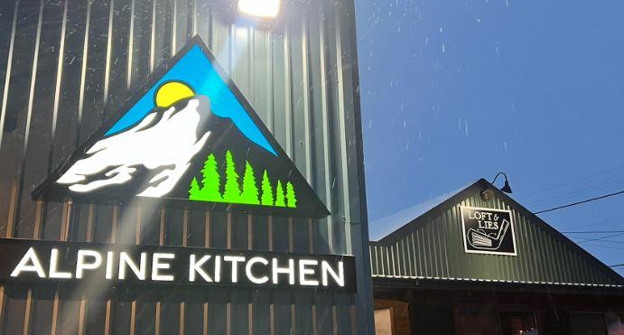 Alpine Crossing & Kitchen